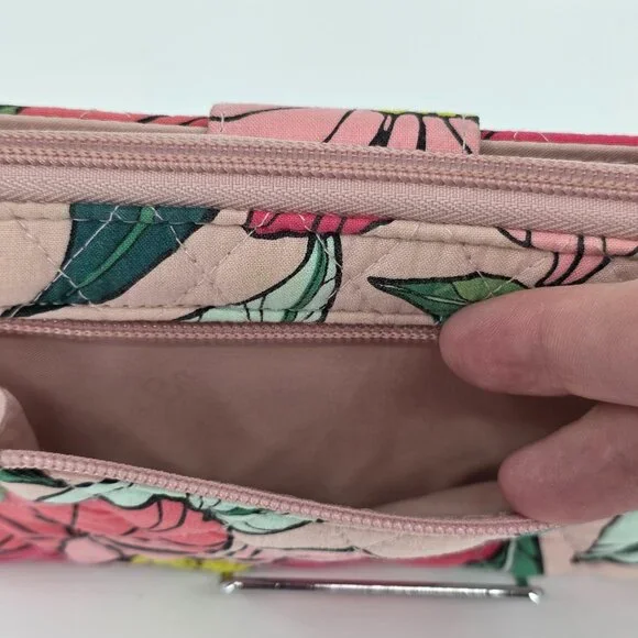 Vera Bradley Pink Floral Quilted Cotton Turnlock Wallet Zip Around Botanical - Picture 5 of 12